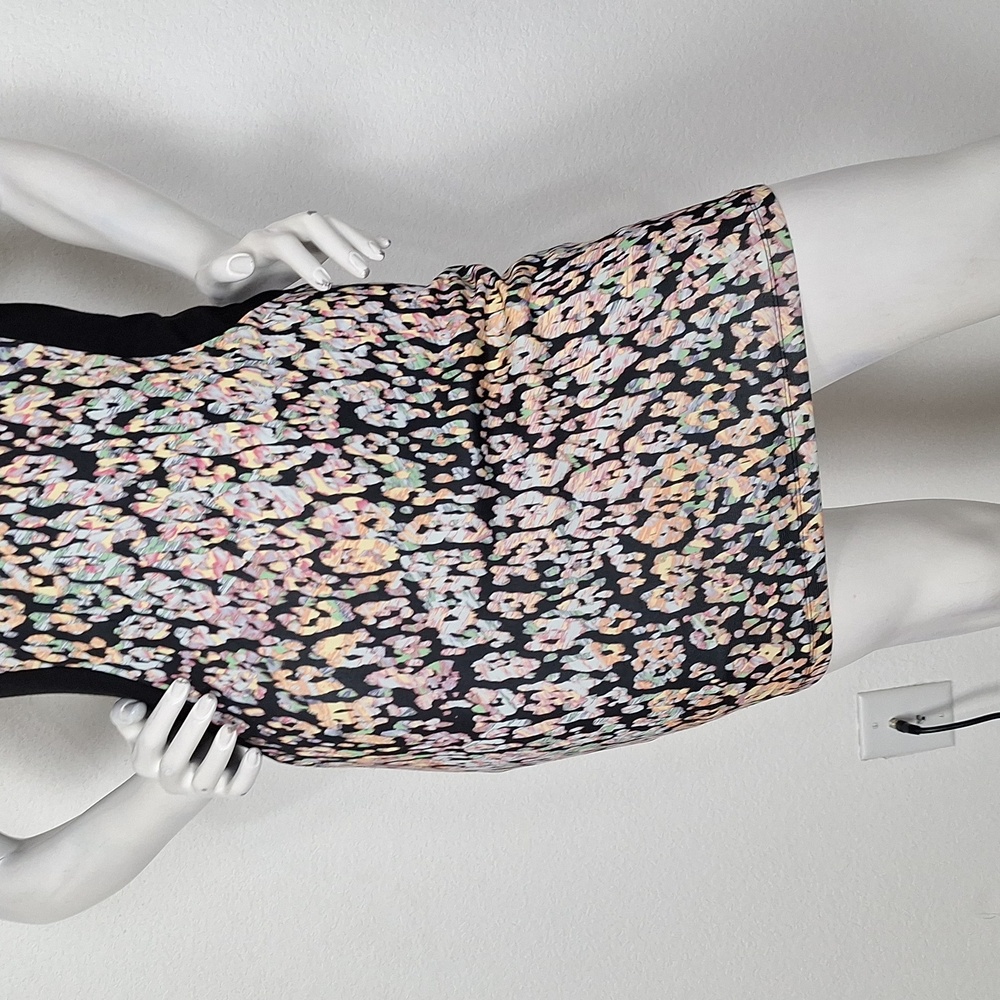 Bebe Black Multicolor Patterned V-Neck Scuba Nigh… - image 4